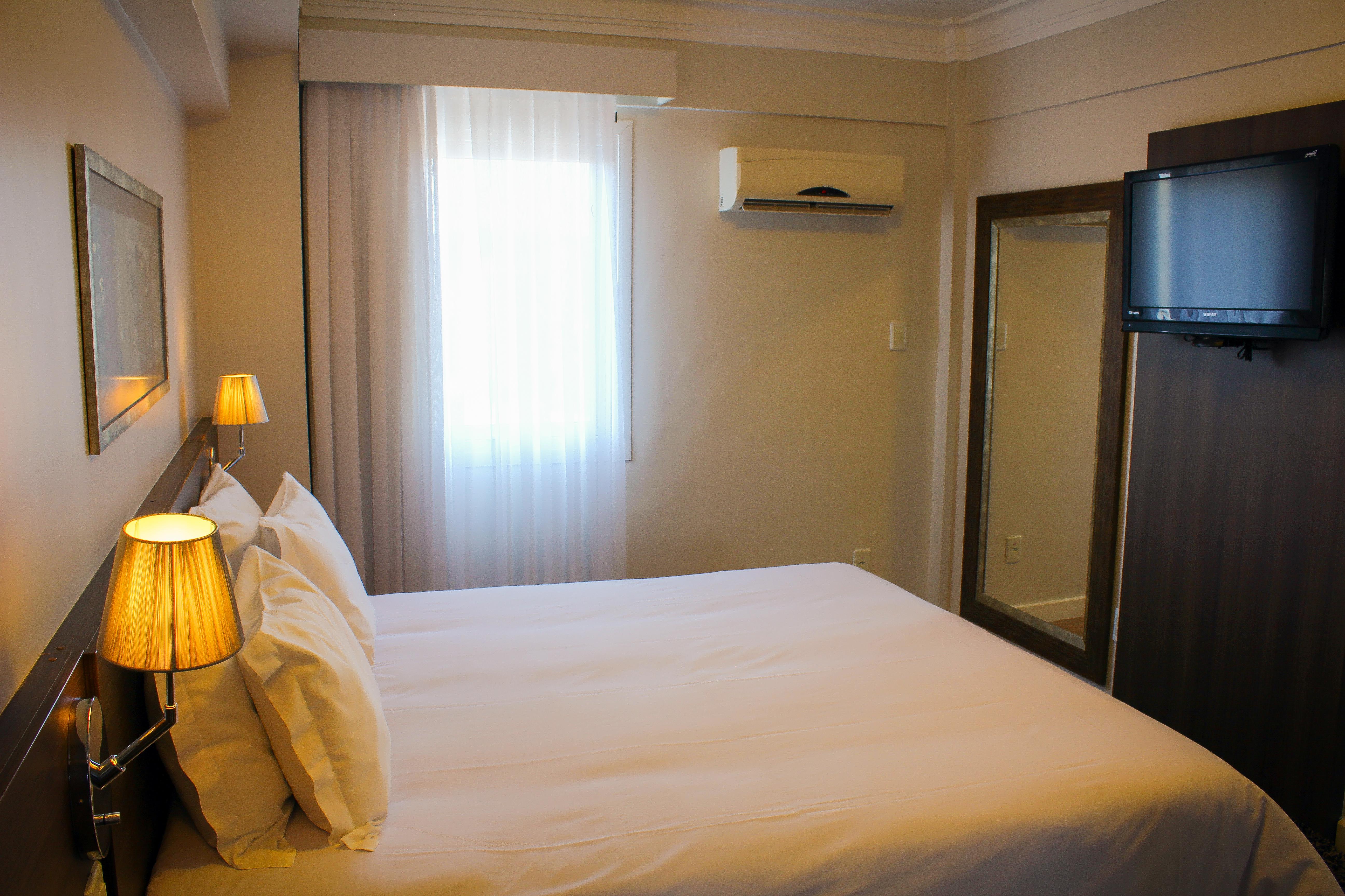Charrua Hotel Санта-Крус-ду-Сул Экстерьер фото