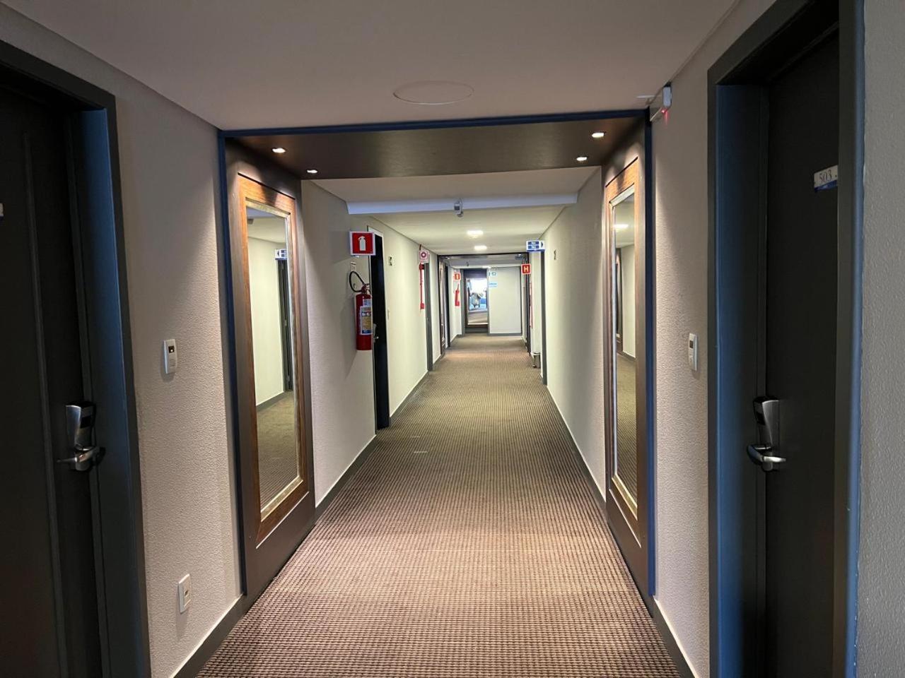 Charrua Hotel Санта-Крус-ду-Сул Экстерьер фото